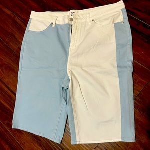 NY&C Women’s 13 inch color block denim shirts. Size 20.